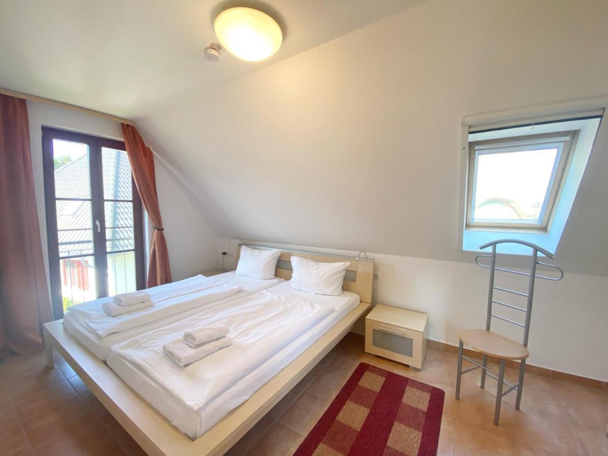 Ferienhaus Am Leuchtturm Glowe Luaran gambar